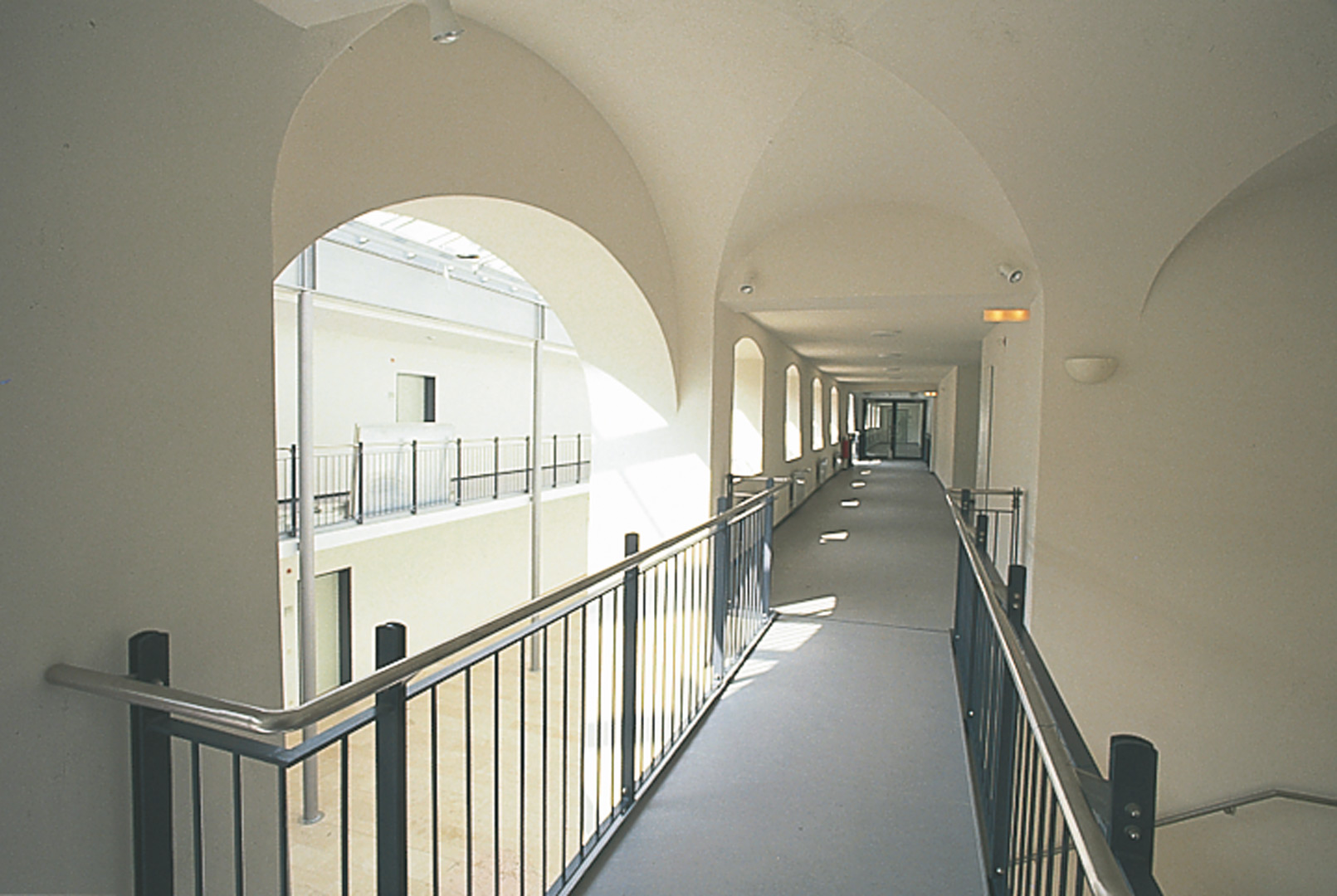 realschule-vinzenz-von-paul-markt-indersdorf-gang