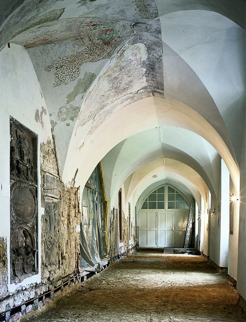 sanierung-realschule-vinzenz-von-paul-markt-kloster-indersdorf-flur-vorher