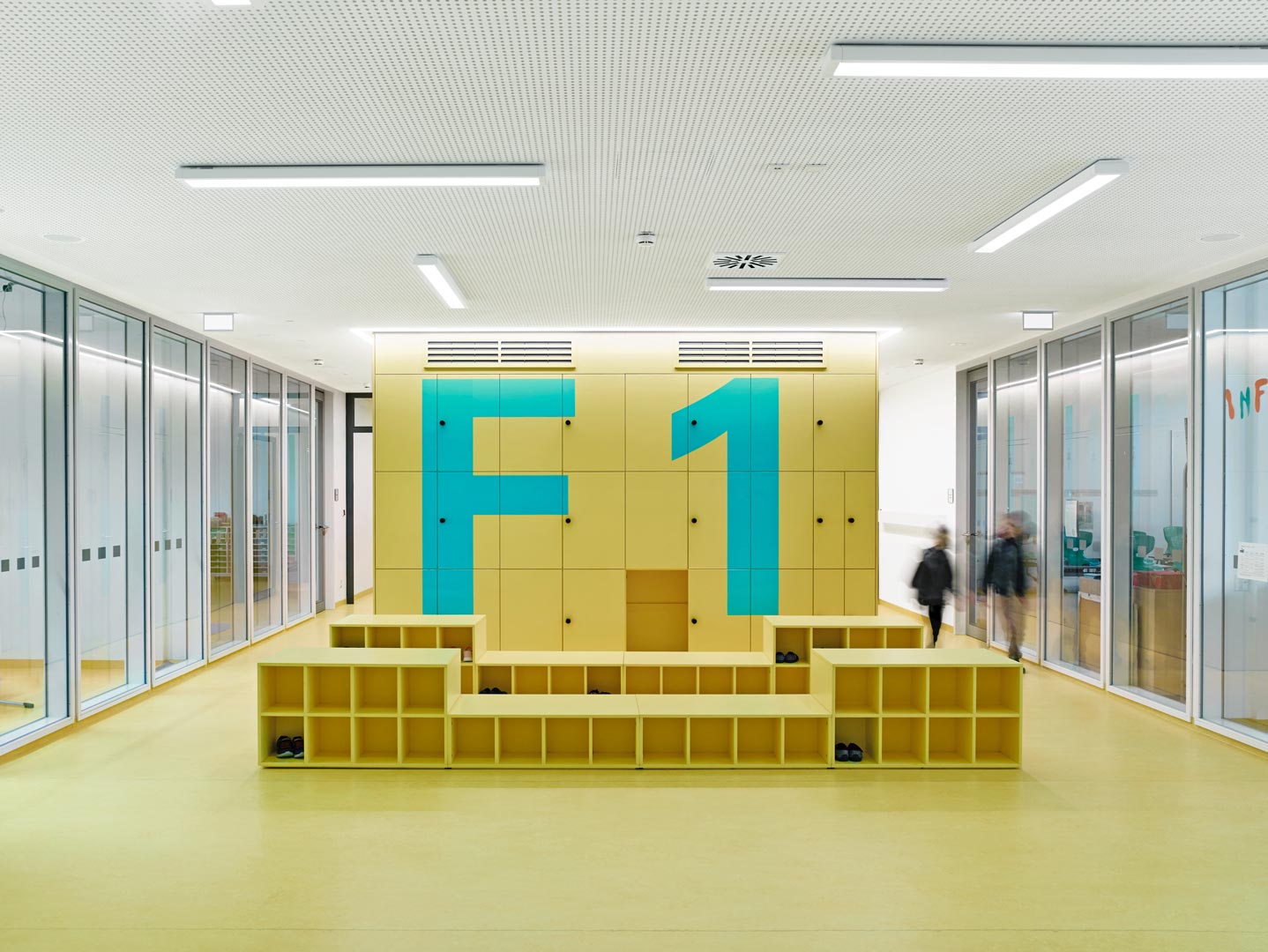 schulzentrum-gerastrasse-sanitaerkern