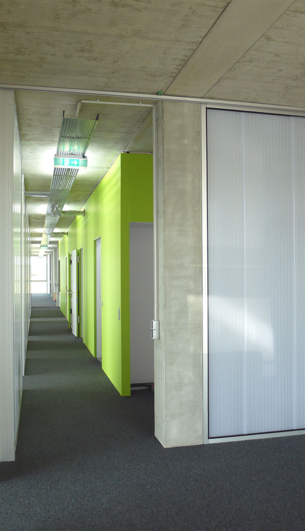 verwaltungsgebaeude-maschinenhersteller-tettnang-flur