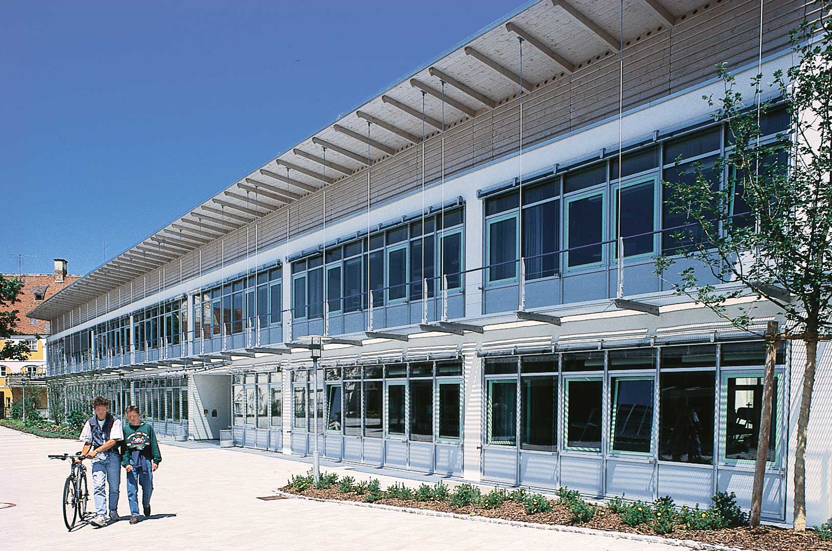 realschule-vinzenz-von-paul-markt-indersdorf-fassade-hof