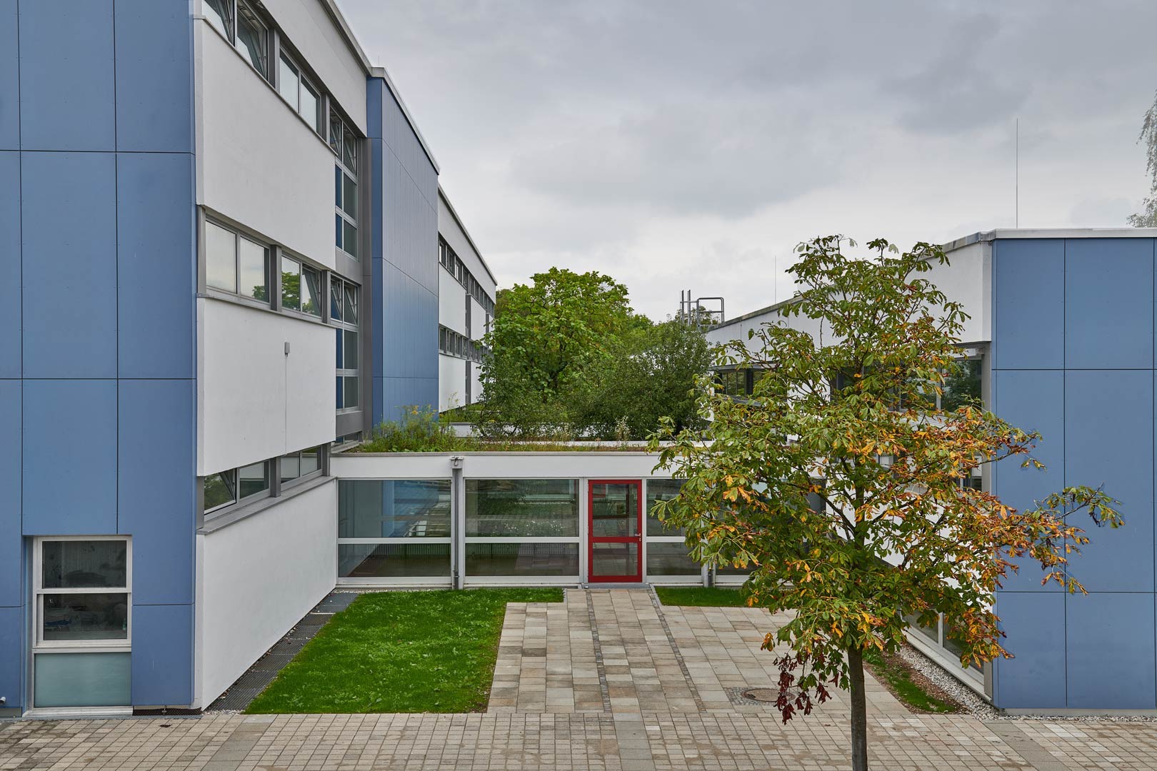 sanierung-grundschule-mittelschule-toni-pfuelff-strasse-ansicht-hof